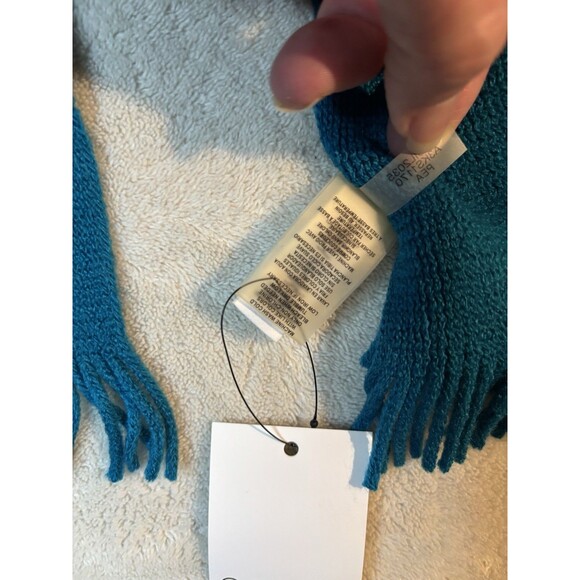 Calvin Klein Blue Scarf - Picture 8 of 10